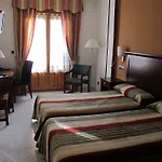 Turmo Hotel