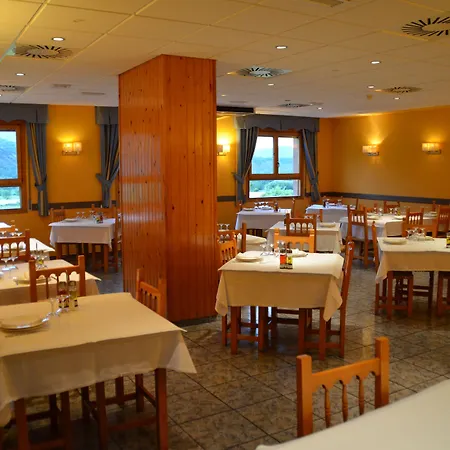 Restaurante Turmo 3* 라부에르다